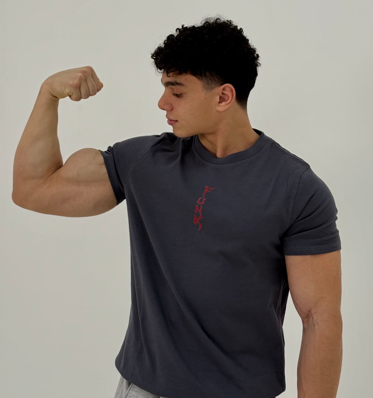 Short sleeve T-SHIRT