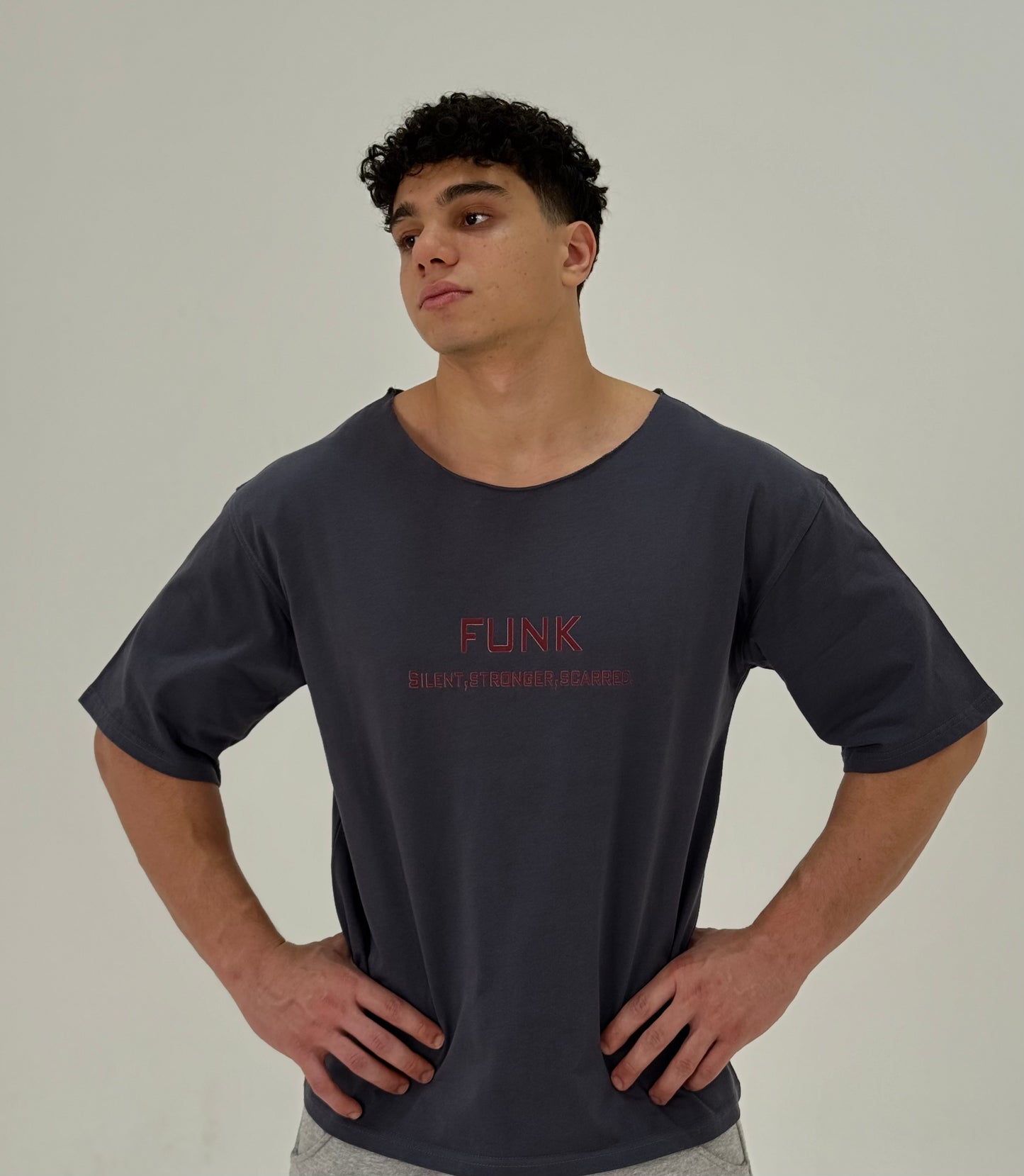 OVERSIZED T-SHIRT (wide neck)